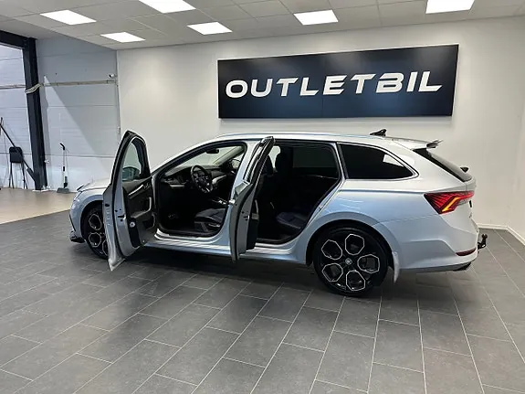 Skoda Octavia 2023 photo 3