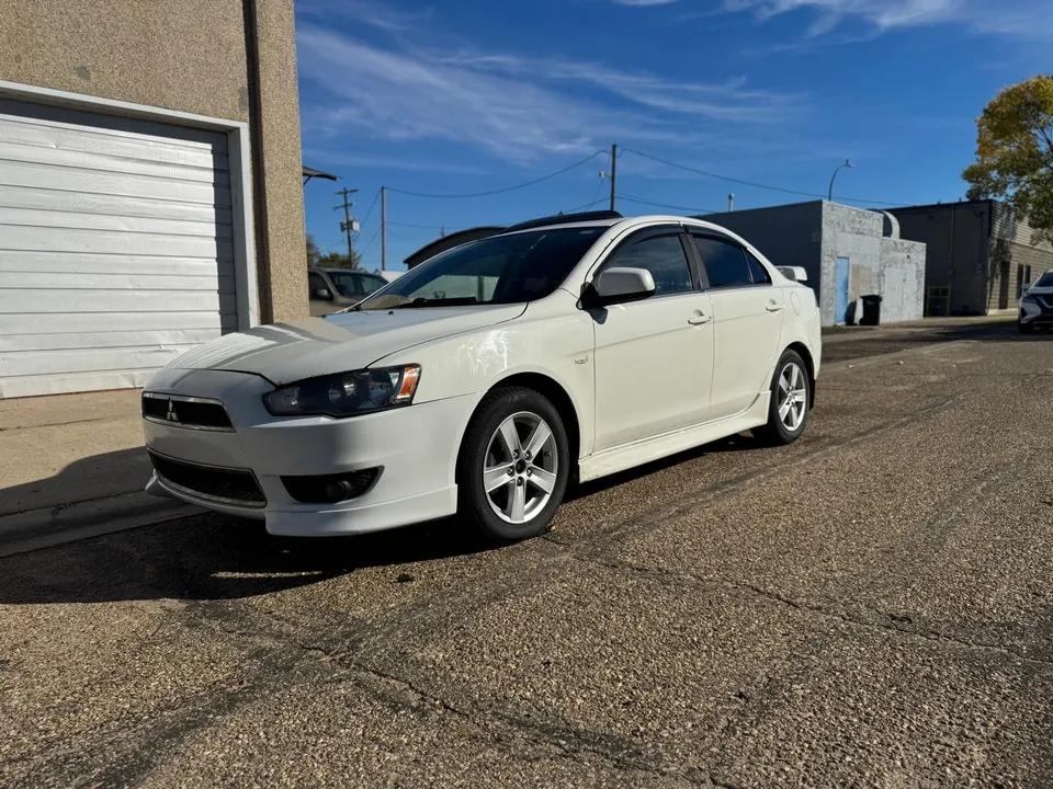 Mitsubishi Lancer 2013 photo 3