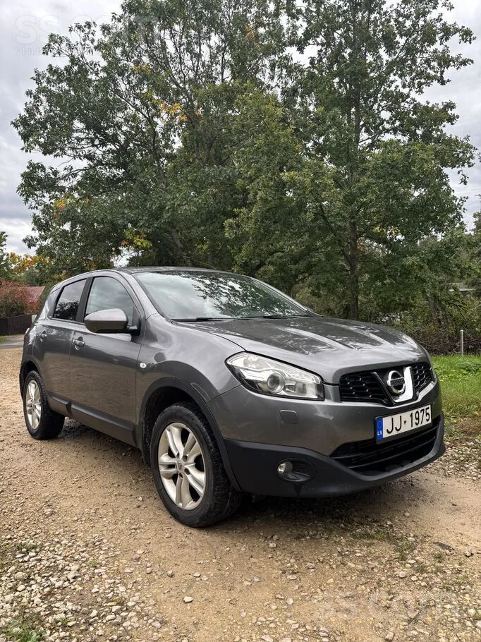 Nissan Qashqai 2013 photo 2