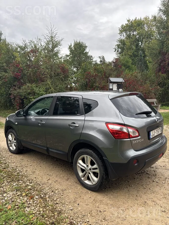 Nissan Qashqai 2013 photo 5