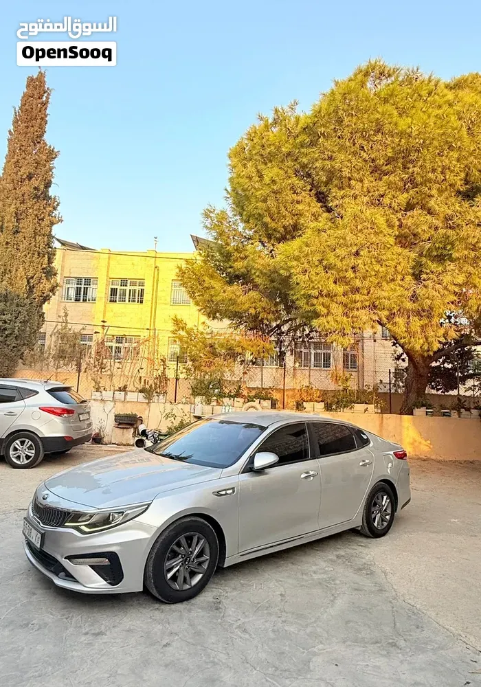 Kia Optima 2019 photo 2