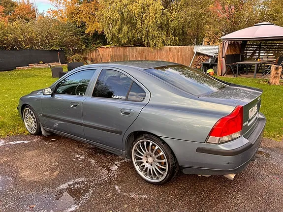 Volvo S60 2004 photo 2