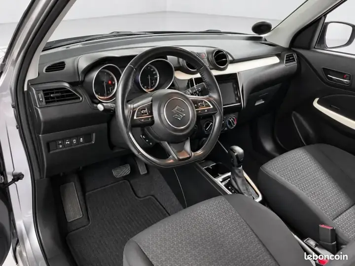Suzuki Swift 2021 photo 3