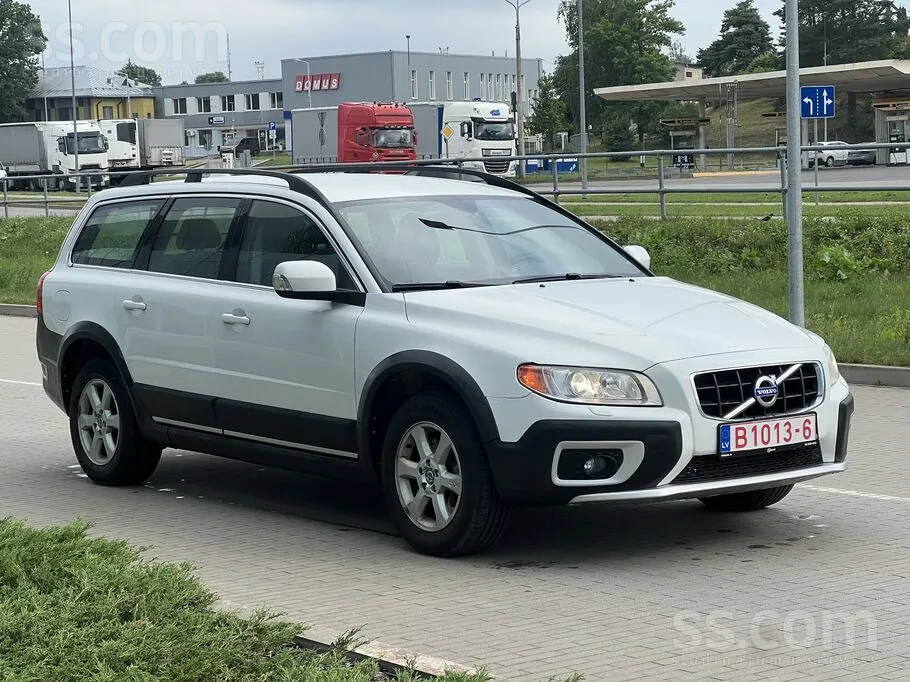Volvo Xc70 2011 photo 3