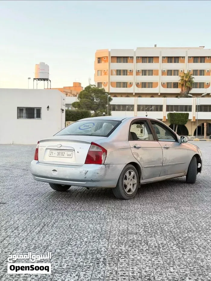 Kia Spectra 2005 photo 3