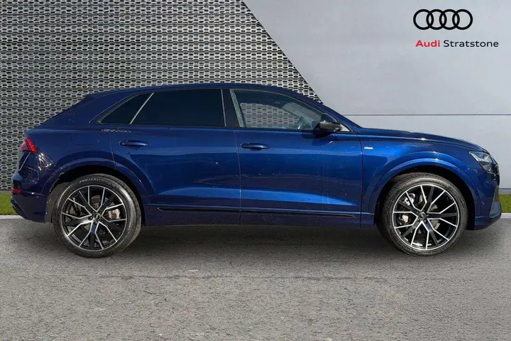 Audi Q8 2019 photo 4