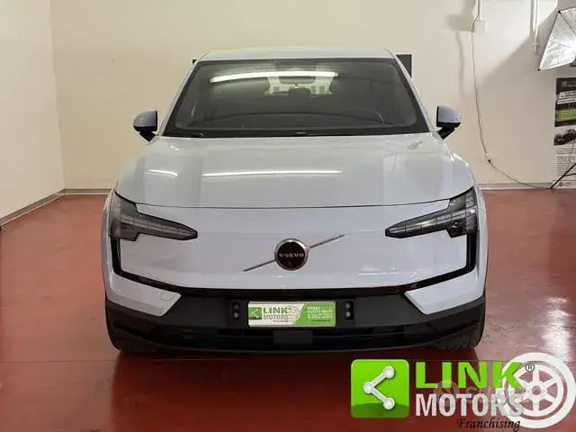 Volvo Ex30 2024 photo 2