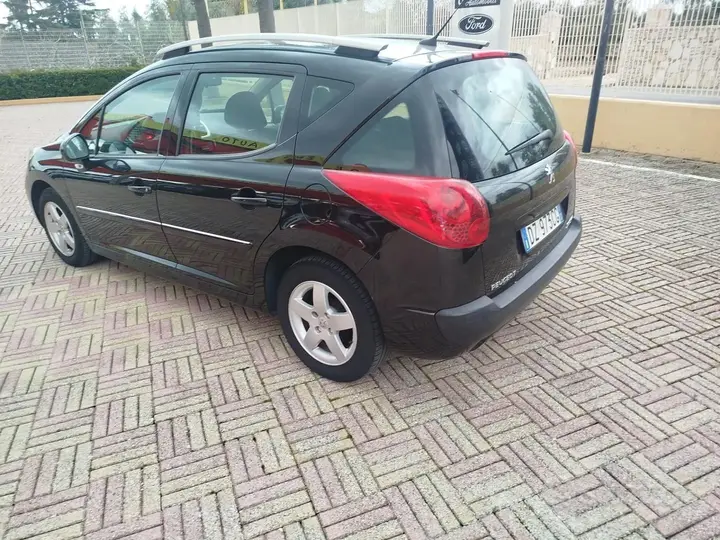 Peugeot 207