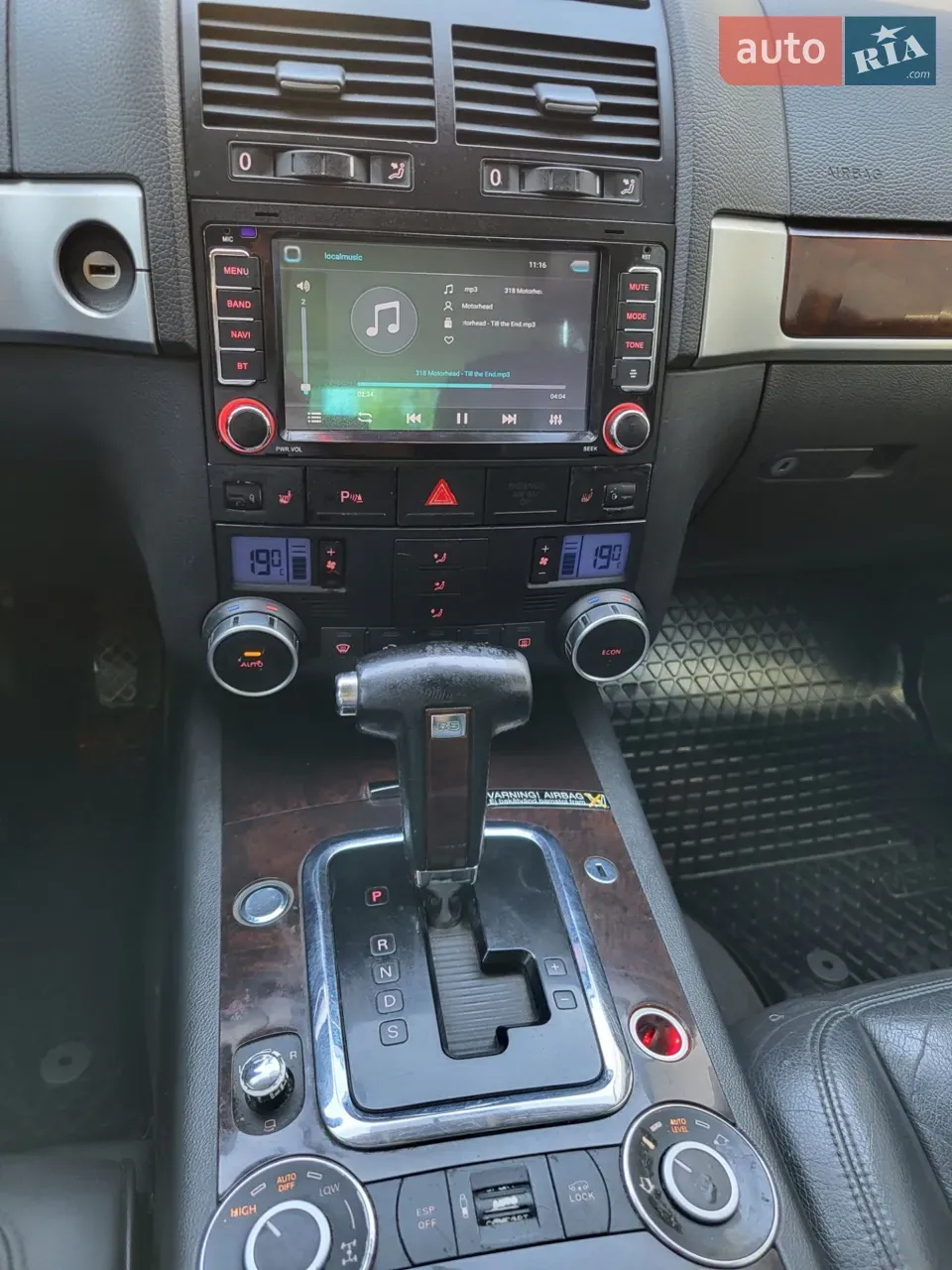Volkswagen Touareg 2004 photo 5