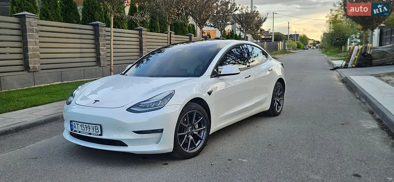 Tesla Model 3 2019 photo 2