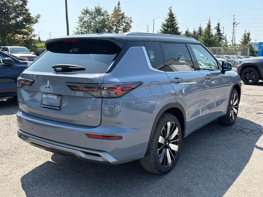 Mitsubishi Outlander 2026 photo 5