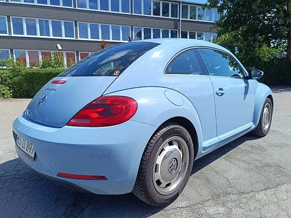 Volkswagen Beetle 2014 photo 2