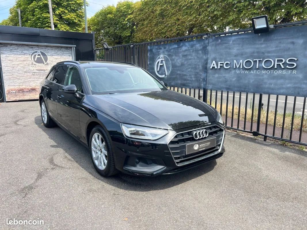 Audi A4 2023 photo 2