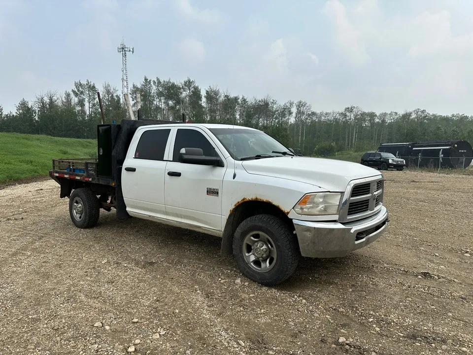 Dodge Ram 2500 2012 photo 2