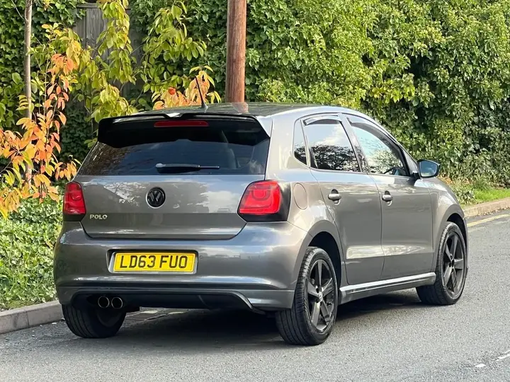 Volkswagen Polo 2013 photo 2