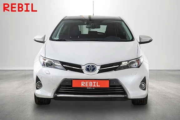 Toyota Auris 2014 photo 3
