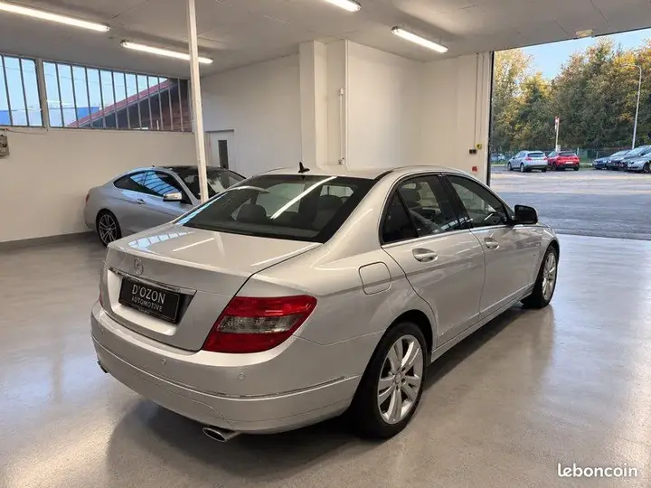 Mercedes-Benz C-Class 2008 photo 3