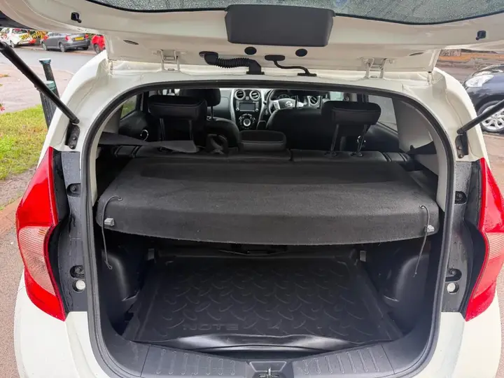 Nissan Note 2016 photo 2