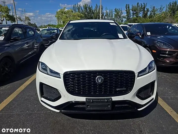 Jaguar F-Pace 2024 photo 5