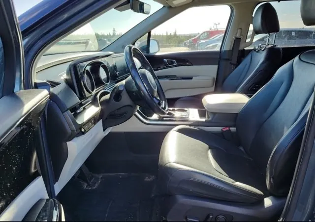 Kia Carnival 2022 photo 3