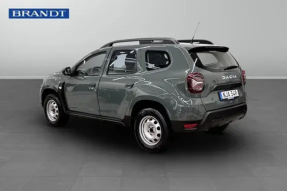 Dacia Duster 2023 photo 2