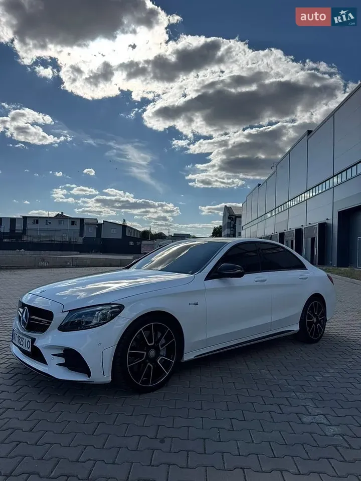Mercedes-Benz C-Class 2018 photo 5