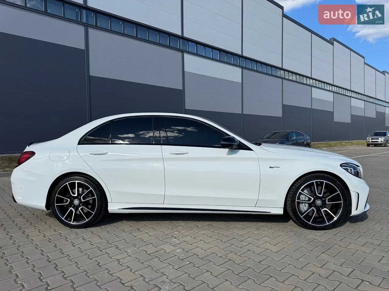 Mercedes-Benz C-Class 2018 photo 3
