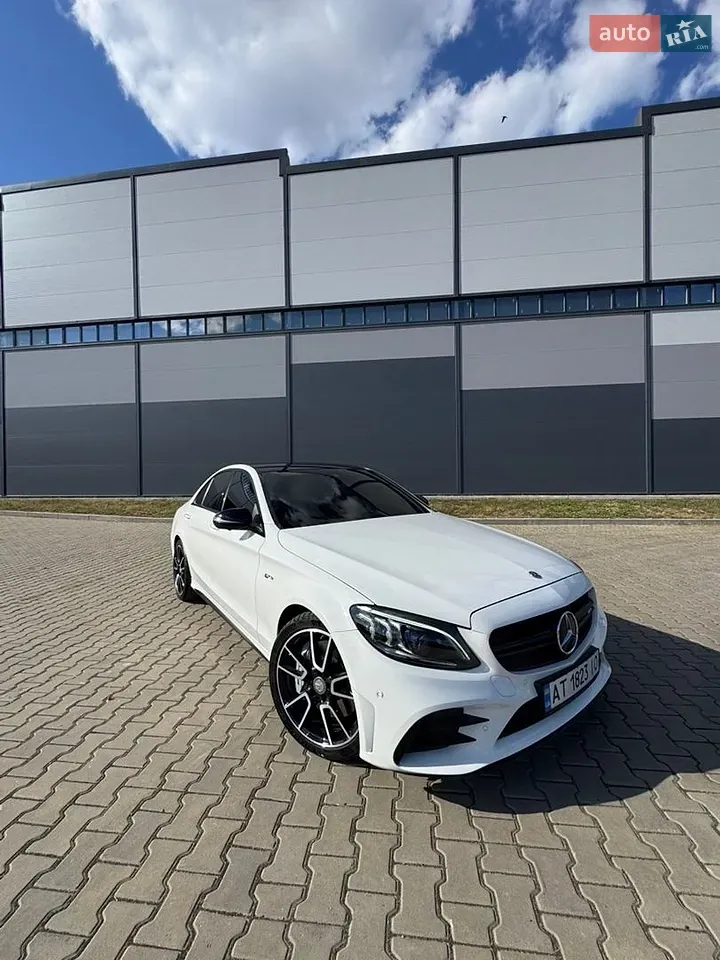 Mercedes-Benz C-Class