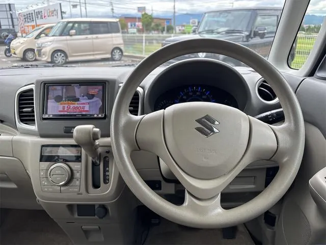 Suzuki Spacia 2013 photo 5