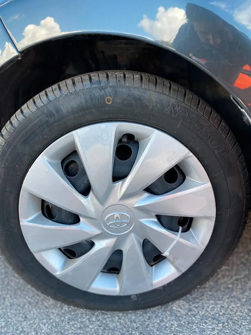 Toyota Aygo 2013 photo 2