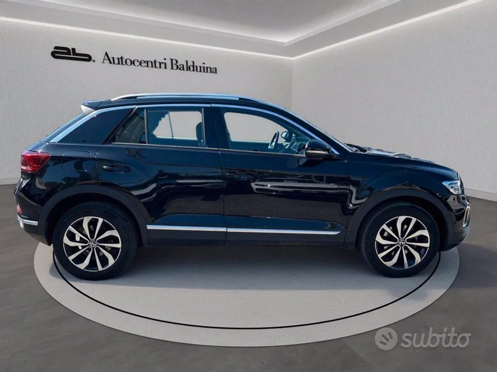 Volkswagen T-Roc 2023 photo 3
