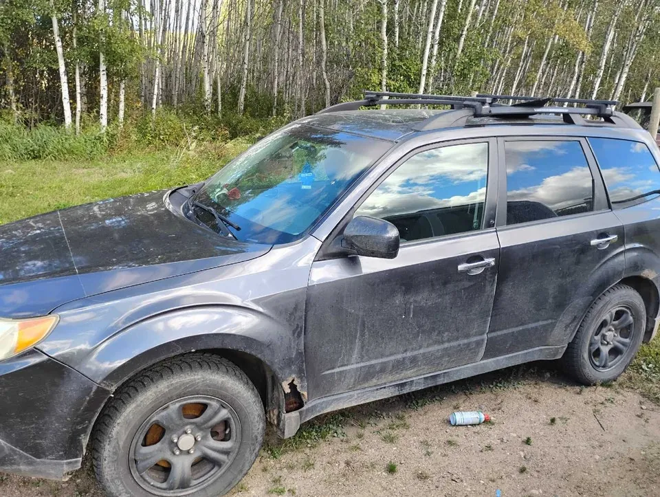 Subaru Forester 2010 photo 2