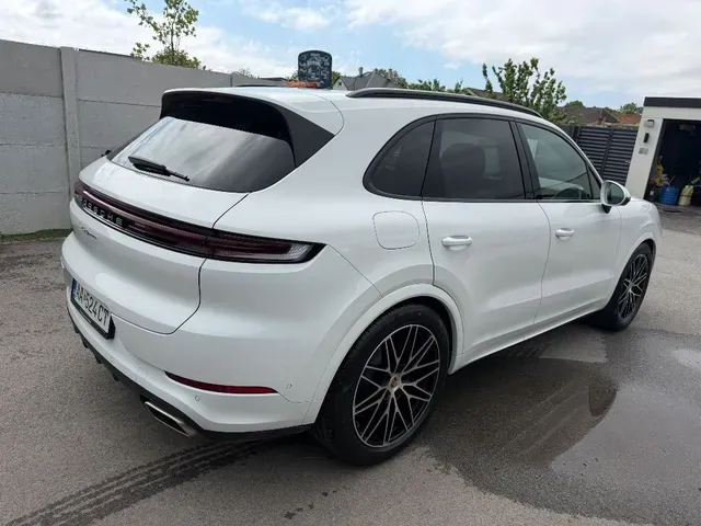 Porsche Cayenne 2025 photo 3
