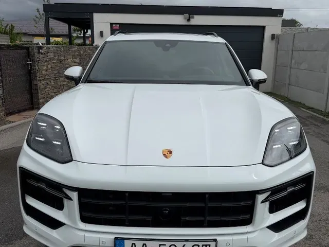 Porsche Cayenne 2025 photo 2