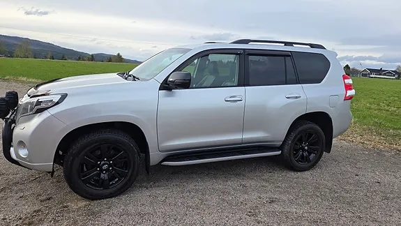 Toyota Land Cruiser 2015 photo 5