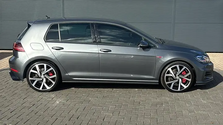 Volkswagen Golf 2019 photo 4
