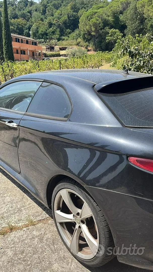 Alfa Romeo Gt 2005 photo 3