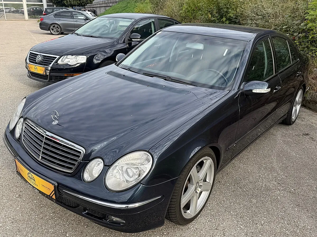Mercedes-Benz Eklasse 2005 photo 2
