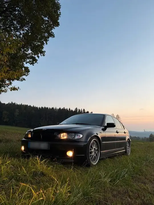 BMW 320I