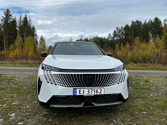 Peugeot E-3008 2024 photo 2