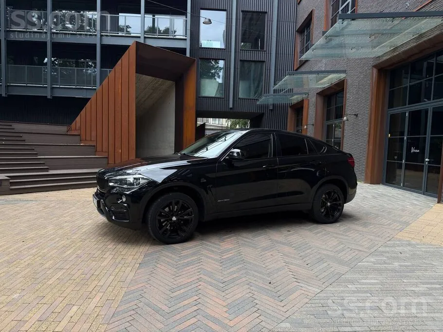 BMW X6