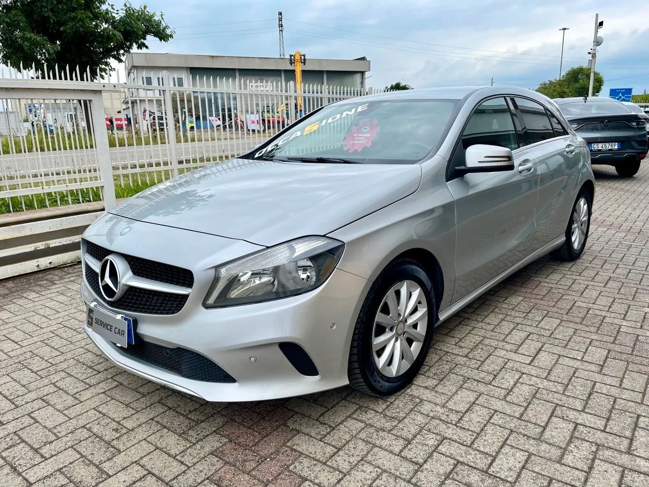 Mercedes-Benz A 180