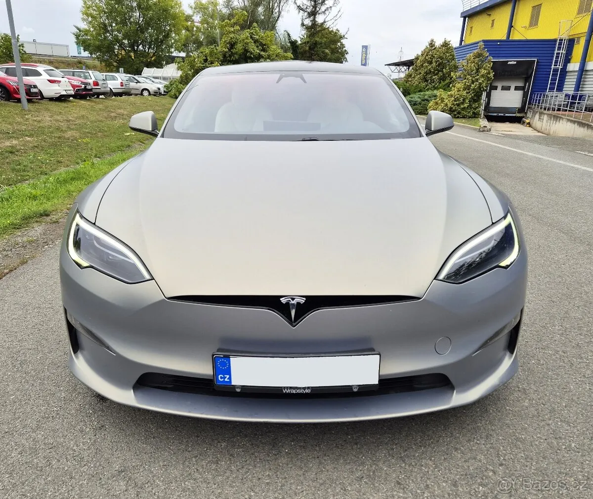 Tesla Model S 2023 photo 2
