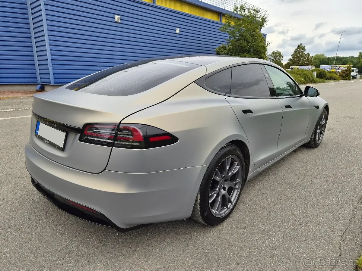 Tesla Model S 2023 photo 4