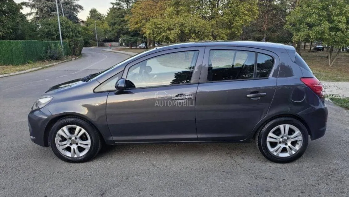 Opel Corsa D 2011 photo 3