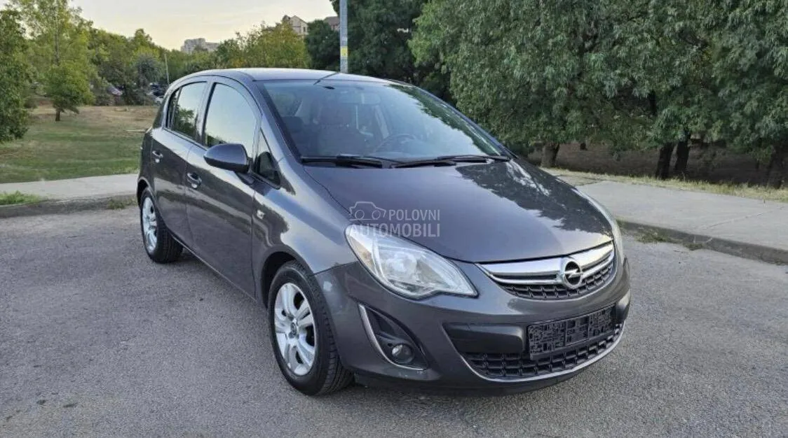 Opel Corsa D 2011 photo 4
