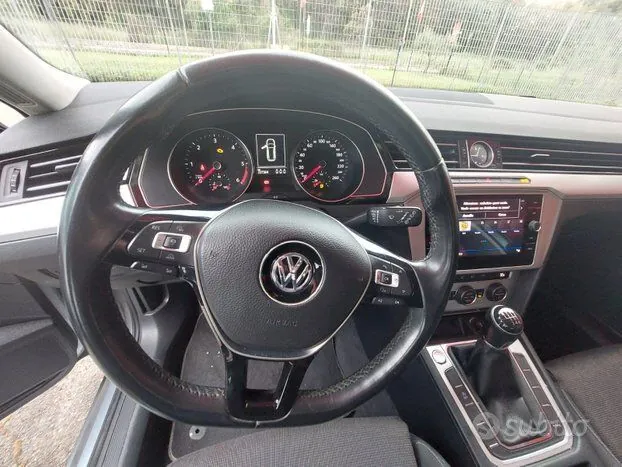Volkswagen Passat 2018 photo 5