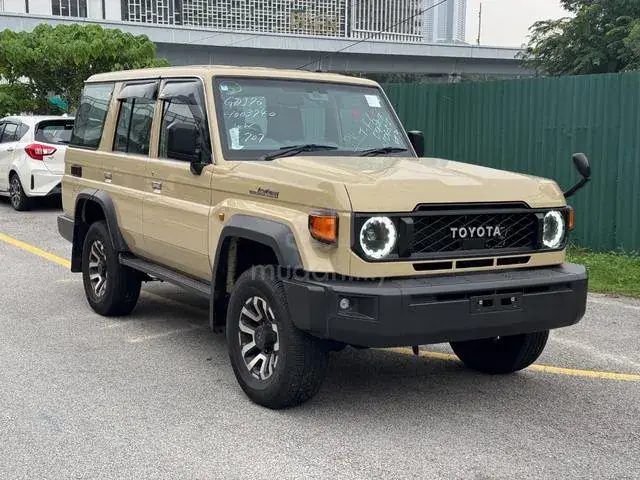 Toyota Land Cruiser 70