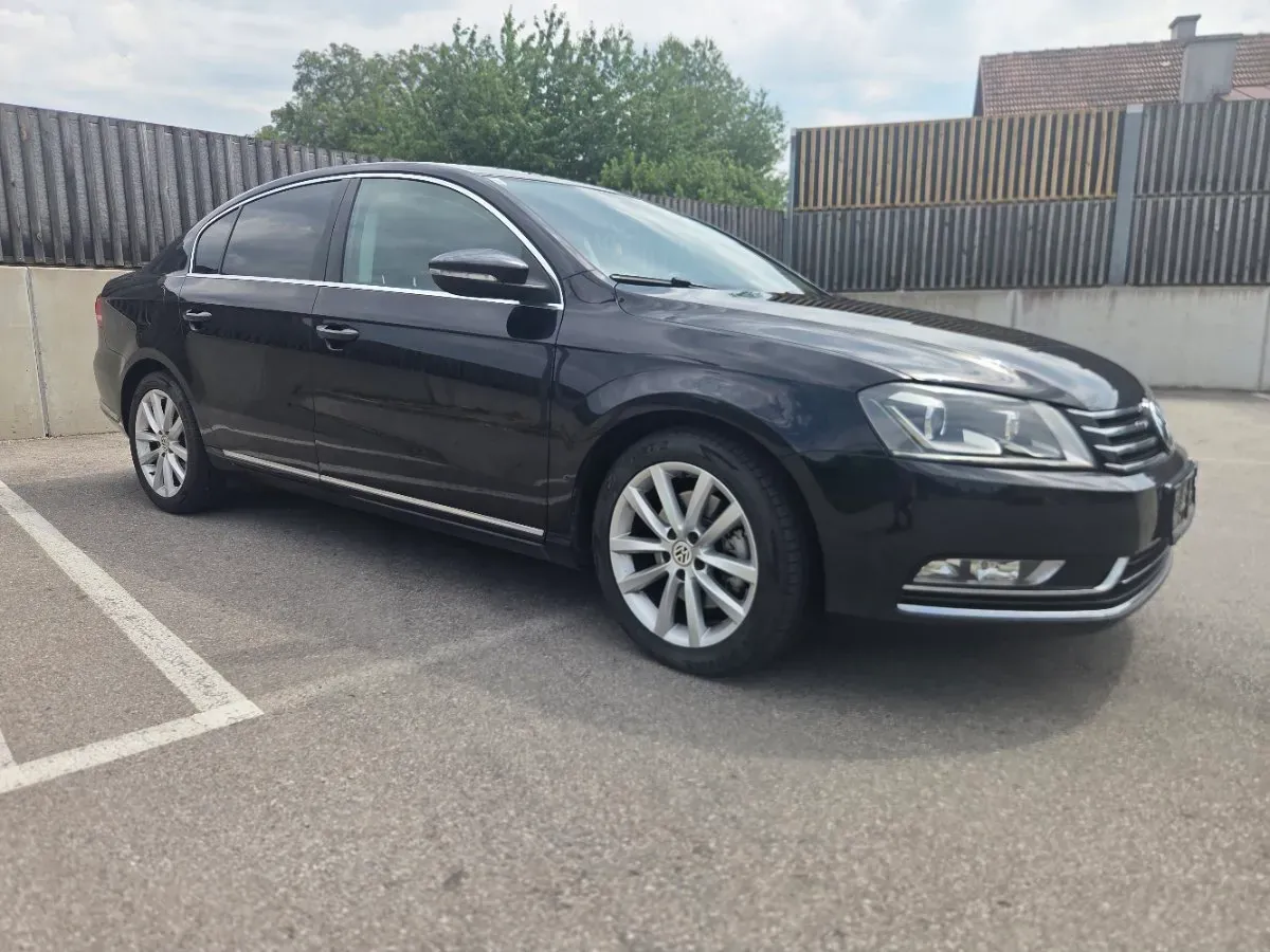 Volkswagen Passat 2011 photo 3