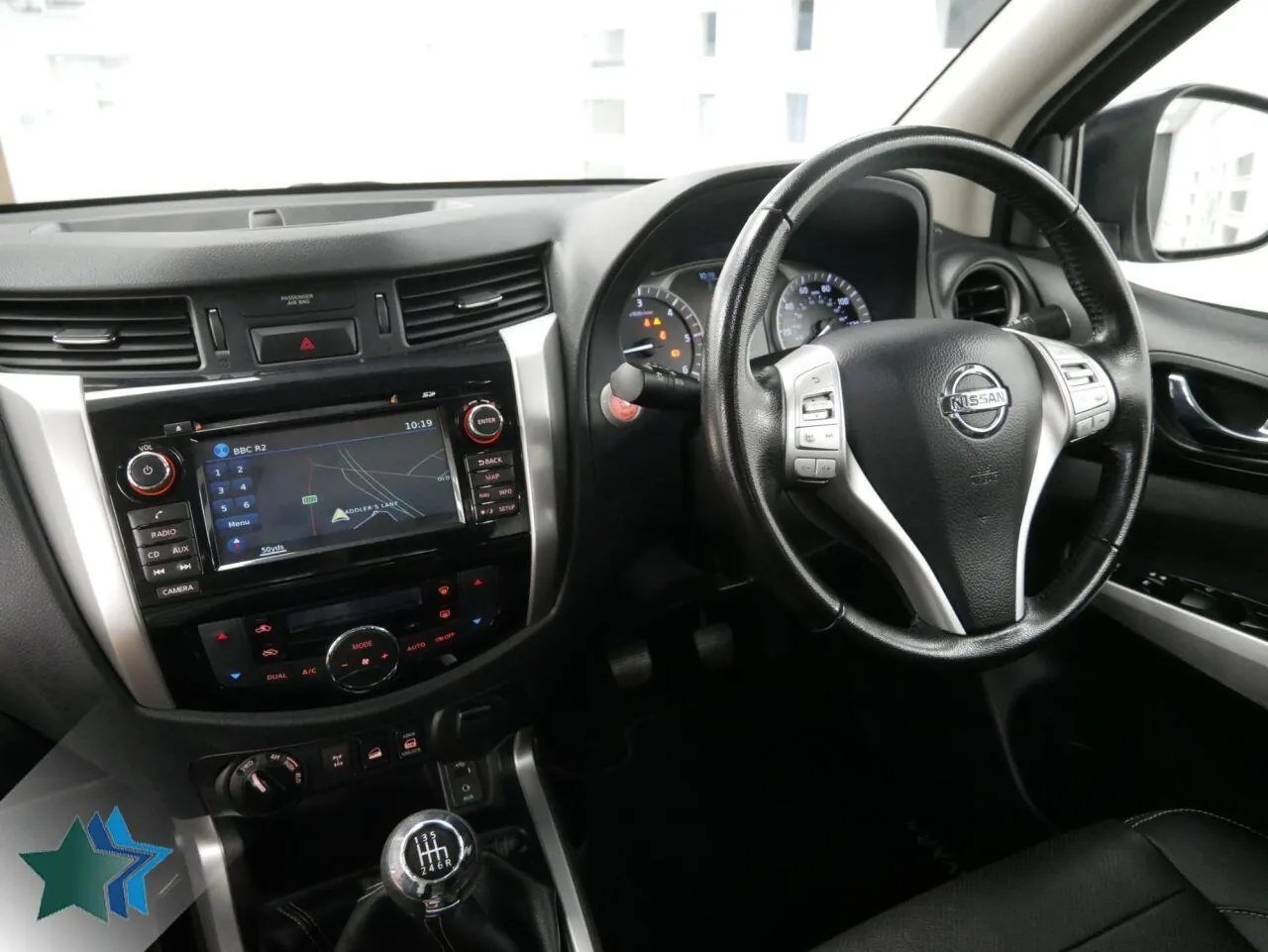 Nissan Navara 2018 photo 4